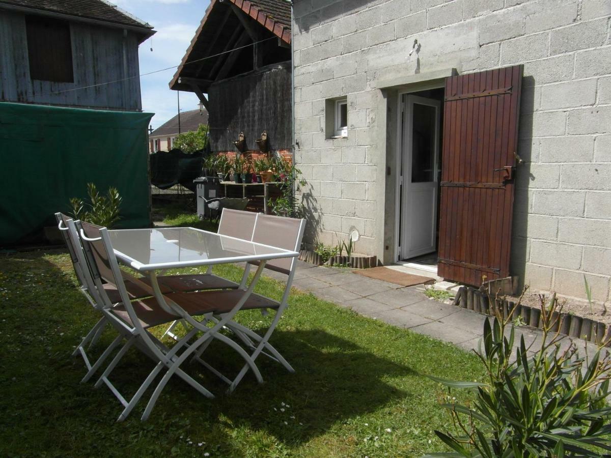 Hotel Le Breuil Piney Exterior foto